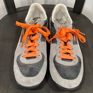 PUMA easy rider lll grey white orange mens Size 9.5 🧡🧡🧡 NEW